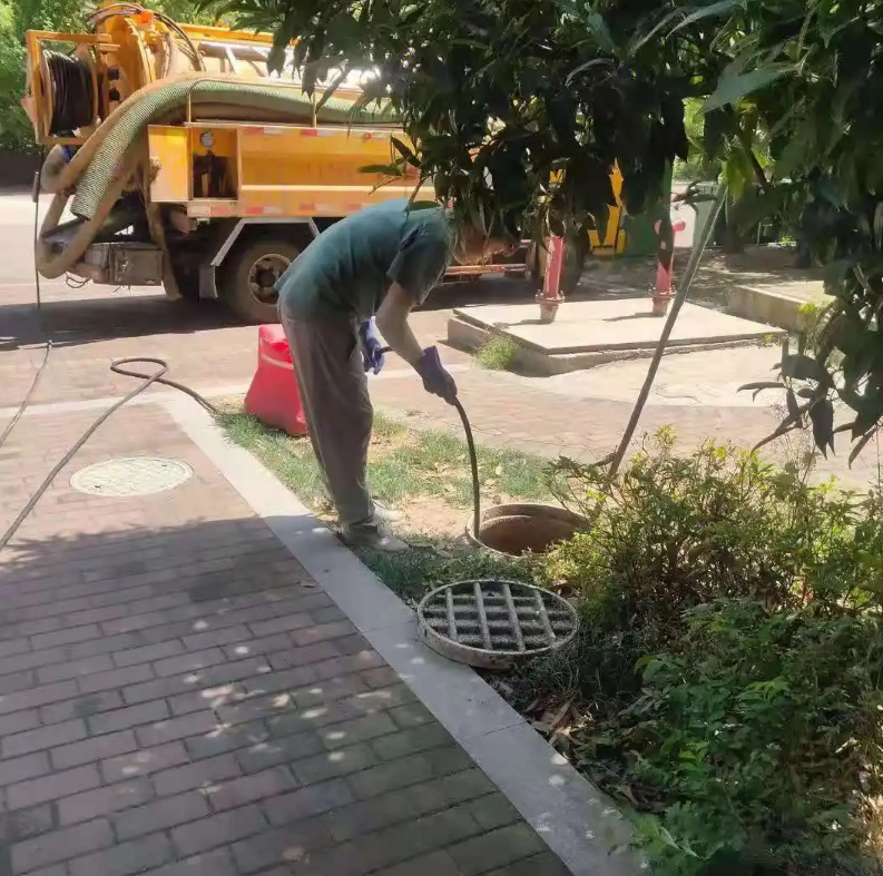 伍家岗市政排污管道清淤疏通——专业团队，让您全程省心！